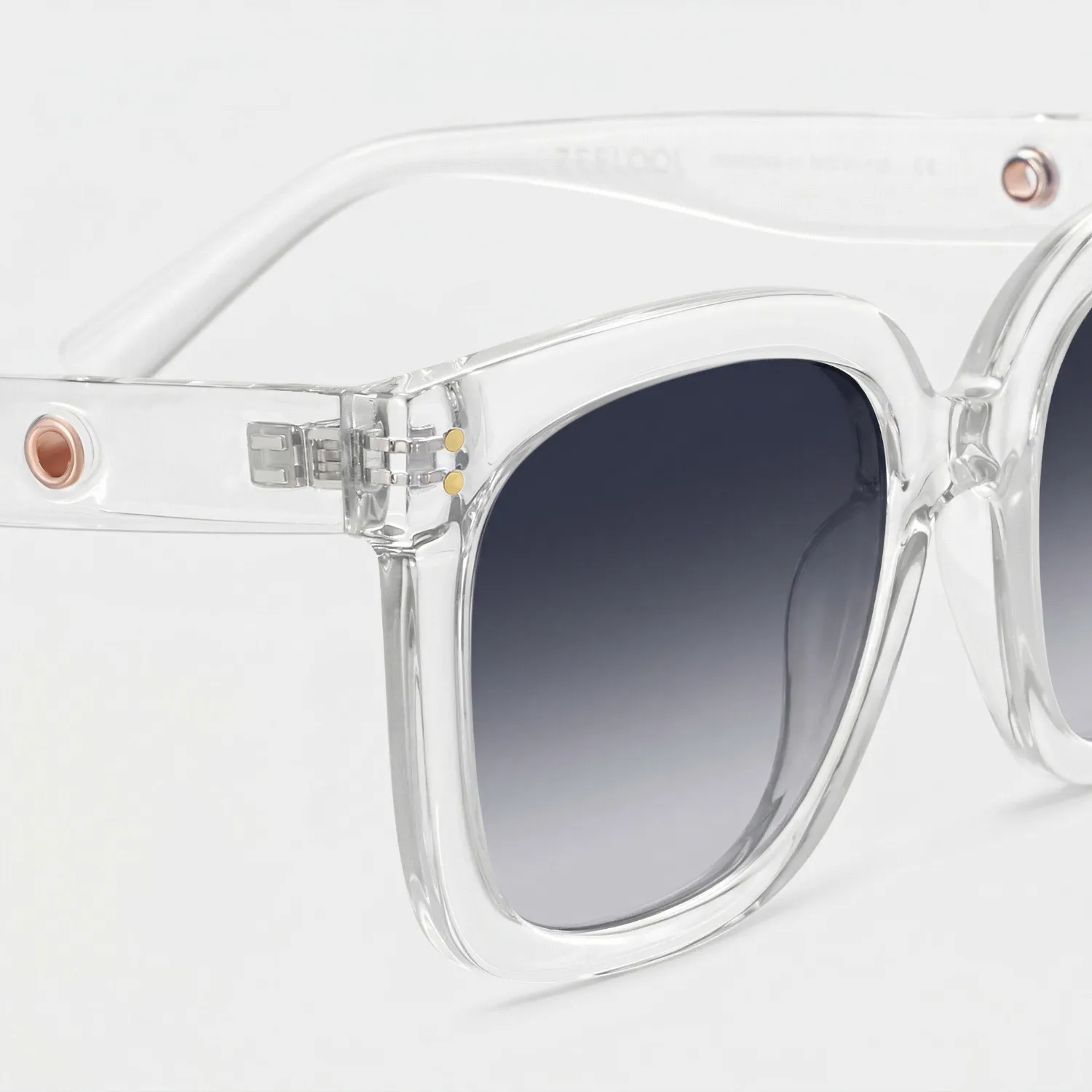 Ebony Cristal Carré Lunettes4