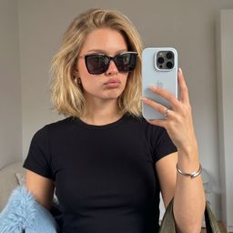 Krystle Noir Carré lunettes de soleil5