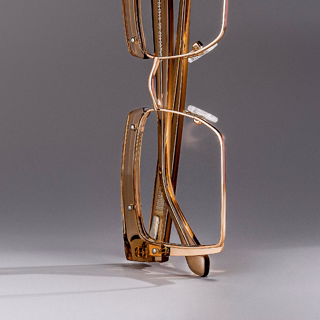 Kiana Carré Champagne Lunettes1