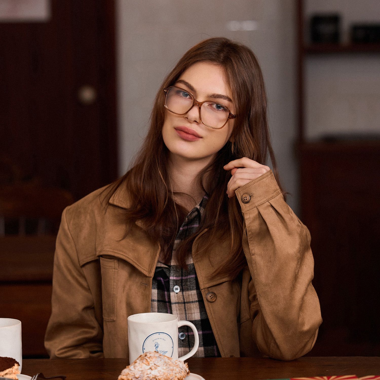 Clementine Lunettes carrées en acétate marron transparent7