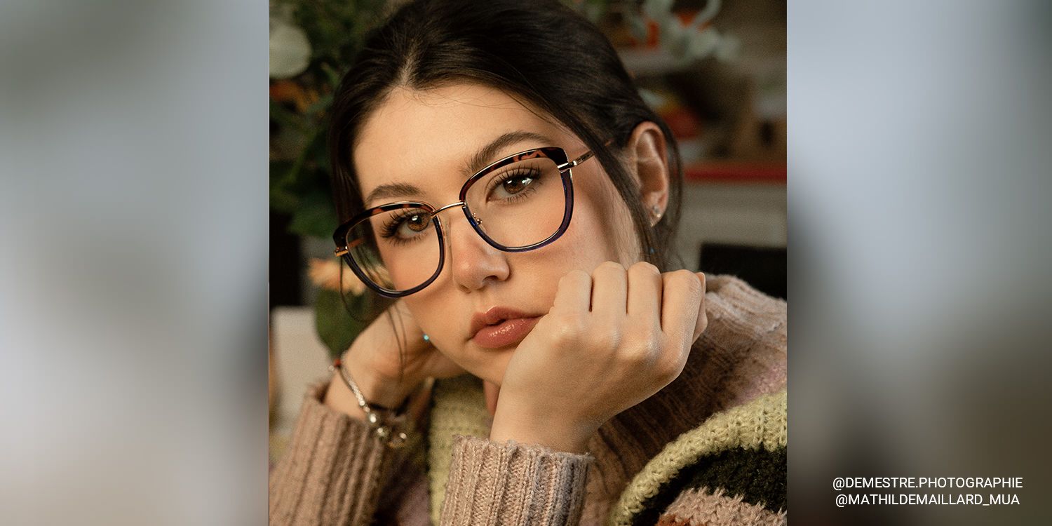 Adriana Bleu Rectangle Lunettes8