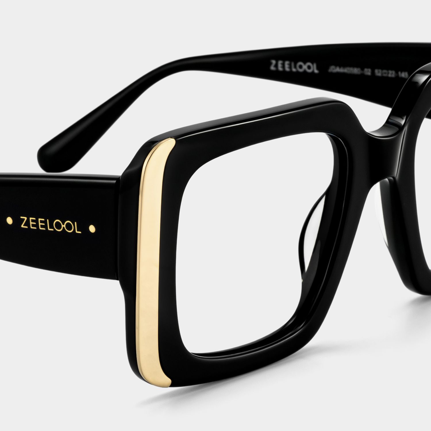 Jesse Noir Rectangle Luenttes4