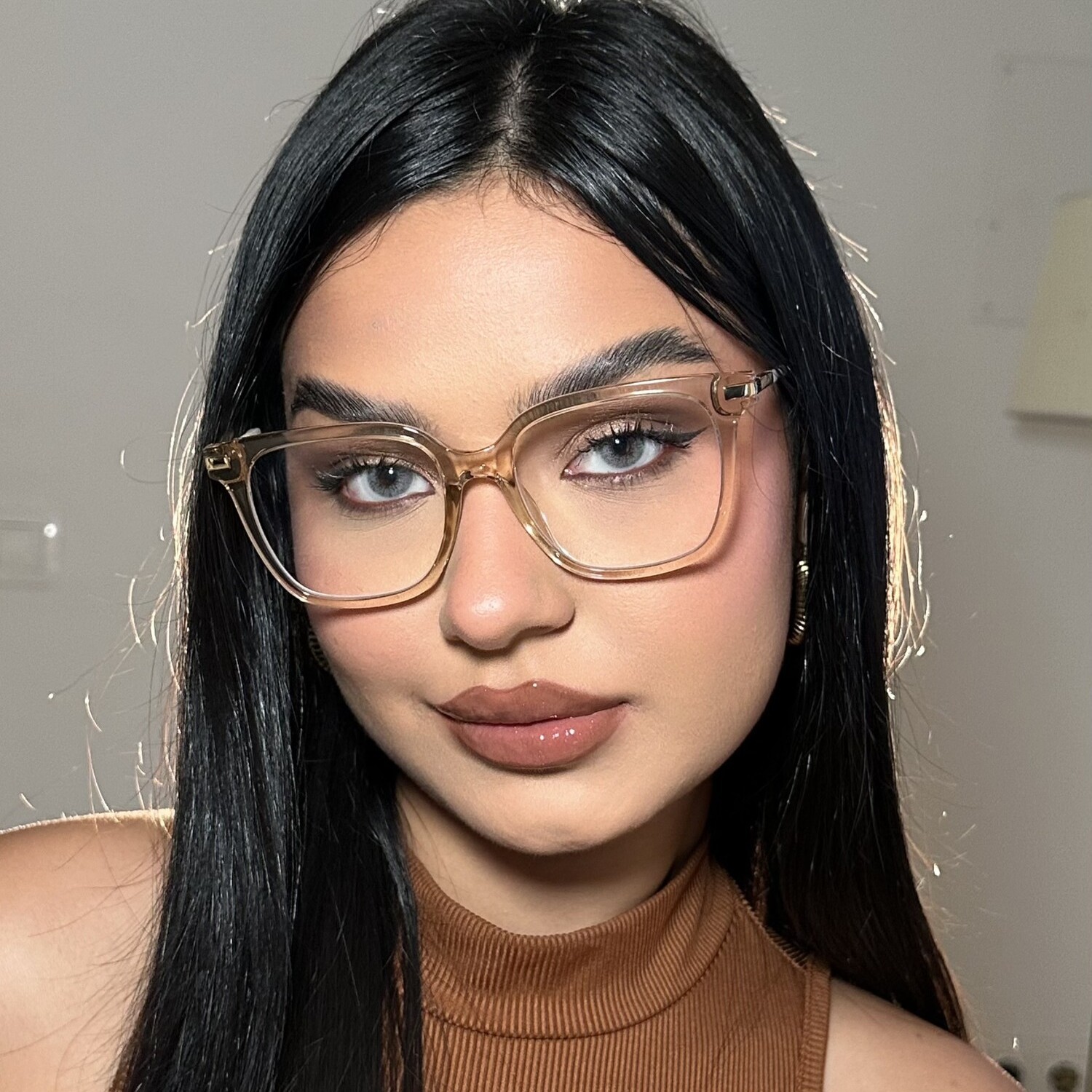 Jacqui Carré Champagne Lunettes4