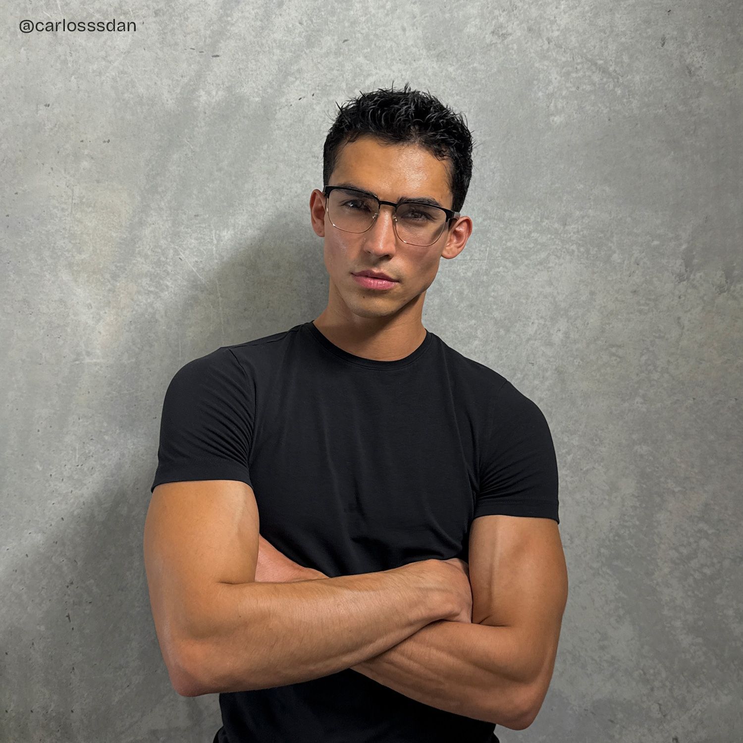Lunettes demi-cerclées Luke noires et dorées en ligne | ZEELOOL5