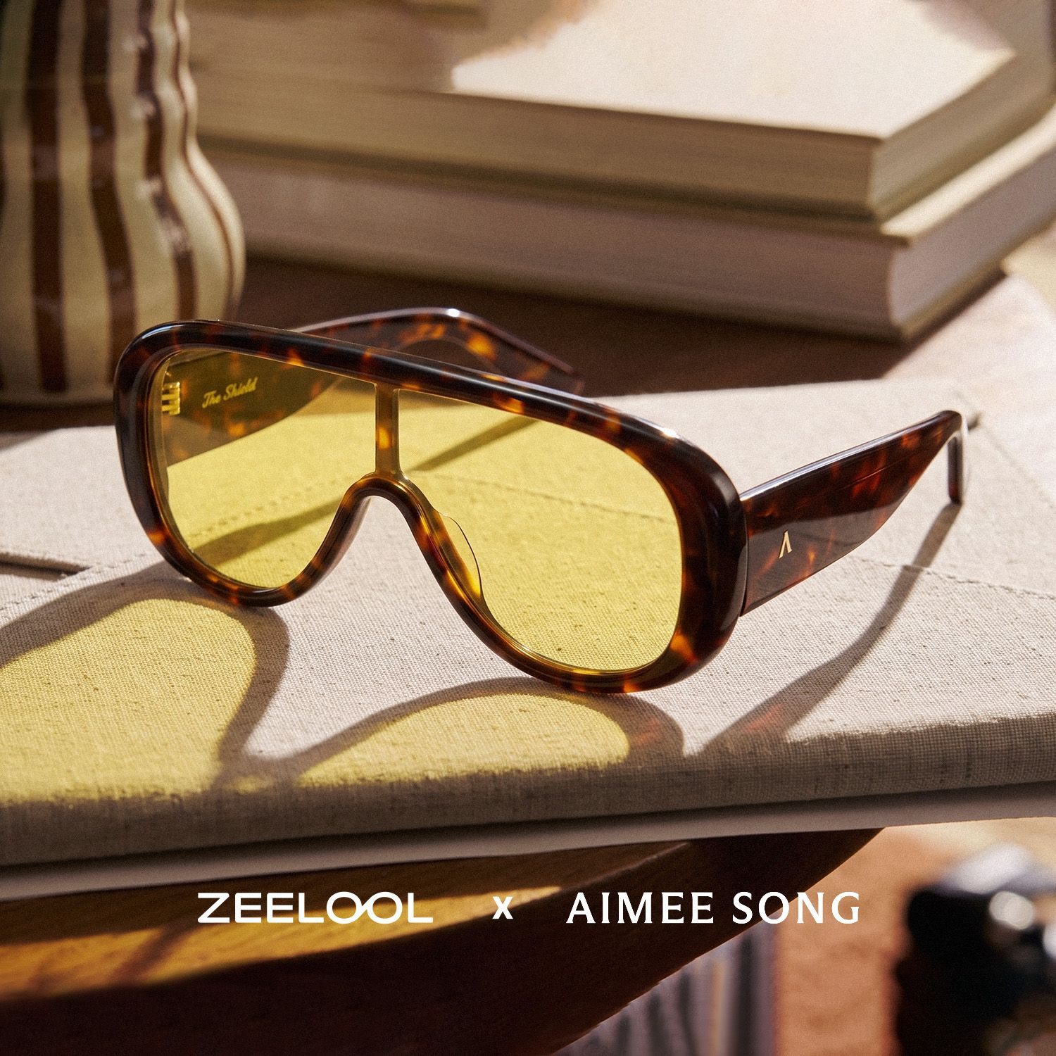 ZEELOOL x Aimee Song Les lunettes de soleil The Shield écaille0
