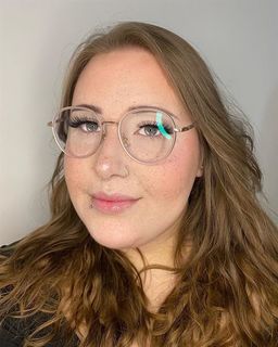 Je trouve plus facile d'acheter directement sur Facebook et je peux ac0