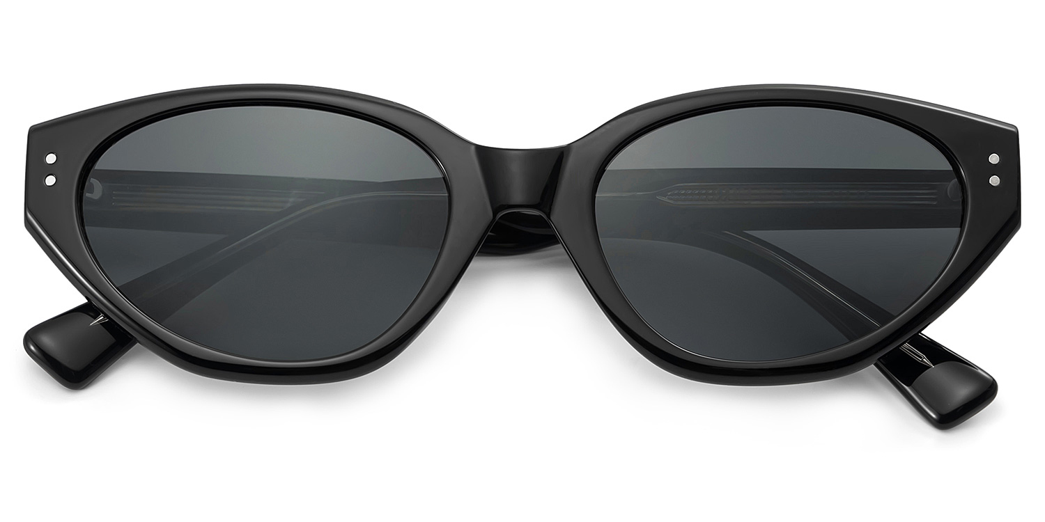Raine Noir Cateye Solaires1